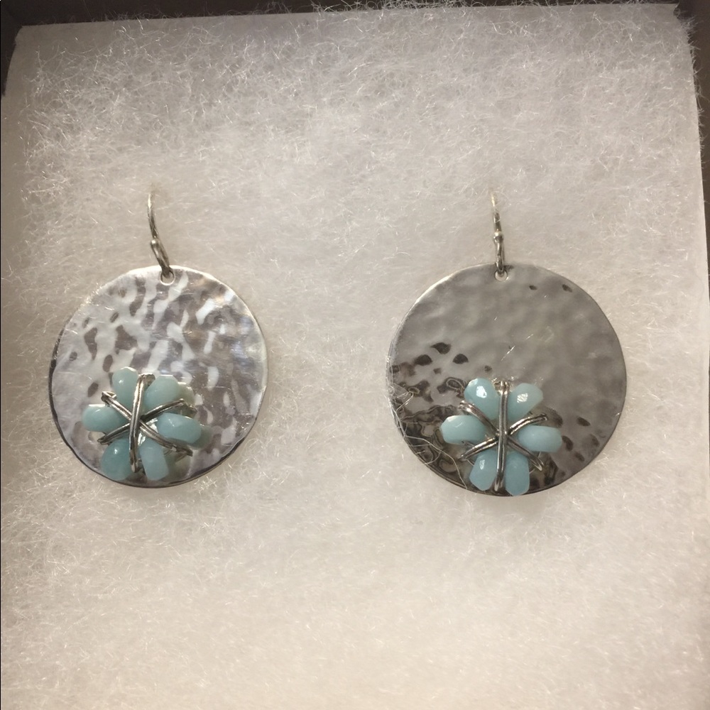 Silver earrings with turquoise stones